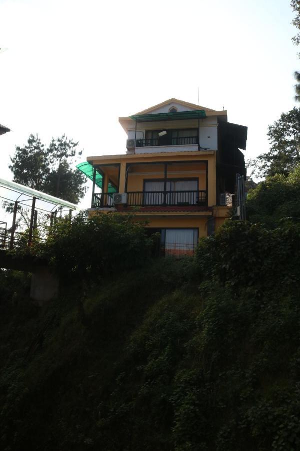 Hotel Chautari Pvt Ltd ナガルコット エクステリア 写真
