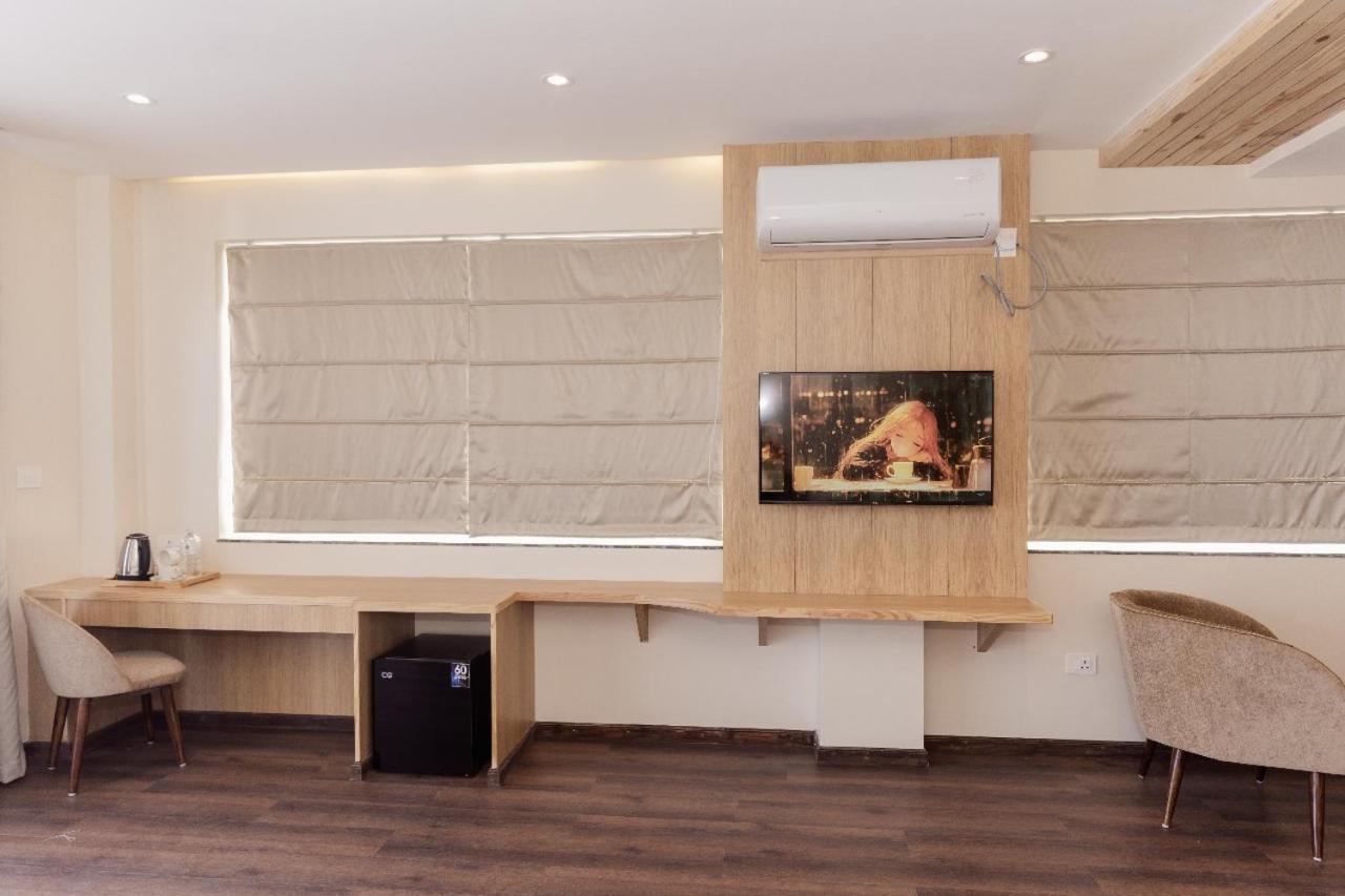 Hotel Chautari Pvt Ltd ナガルコット エクステリア 写真